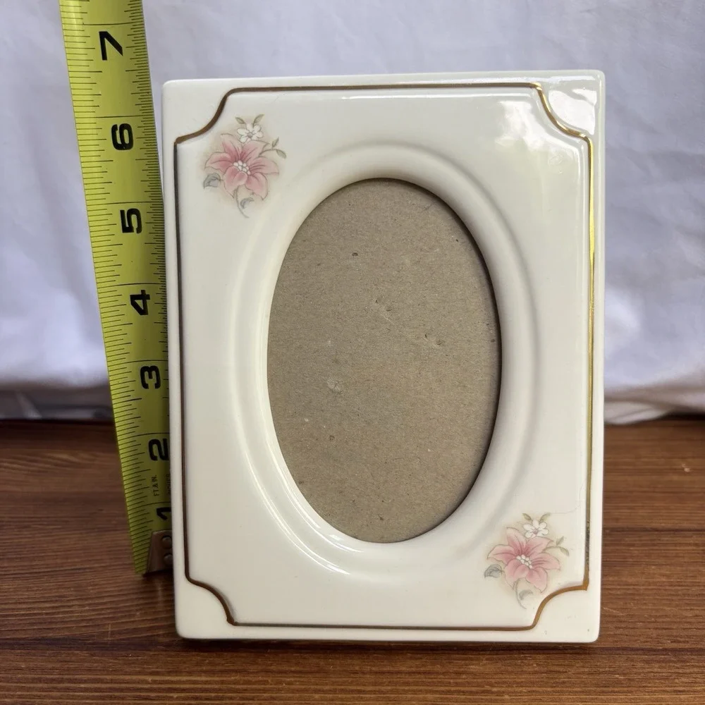Vintage Porcelain Picture Frame Pink Floral Gold Trim Oval Photo Frame 7